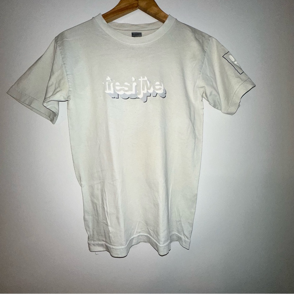 Vintage Freshjive Men's White Graphic T-Shirt S